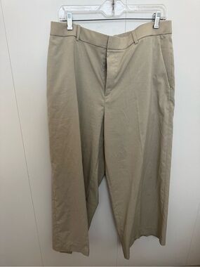 Uniqlo Women’s Khaki Wide Leg XL short